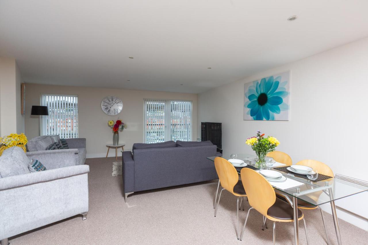 Marina View Apartment スウォンジー エクステリア 写真