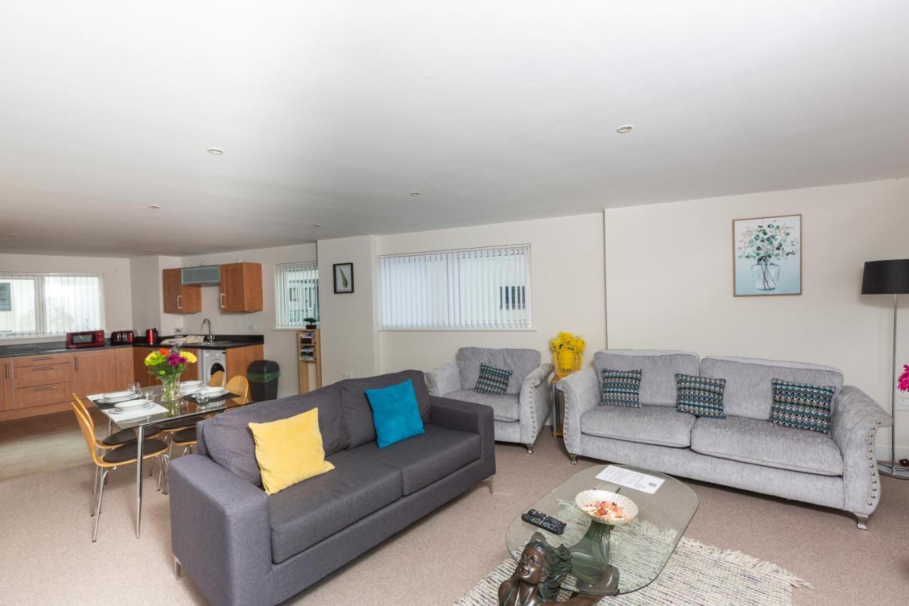 Marina View Apartment スウォンジー エクステリア 写真